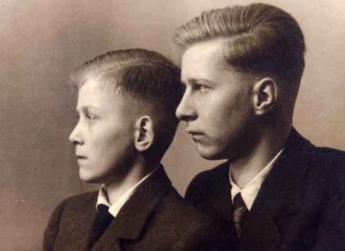 Helmut und Arnold Gatzen, 1948